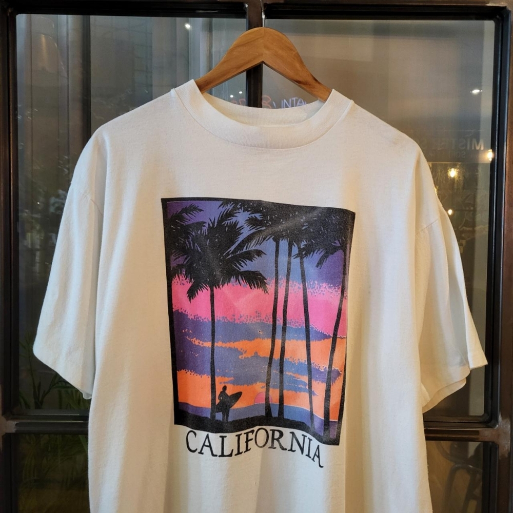 California Graphic T-Shirt - White